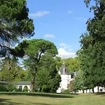 Chateau De Morin 4*