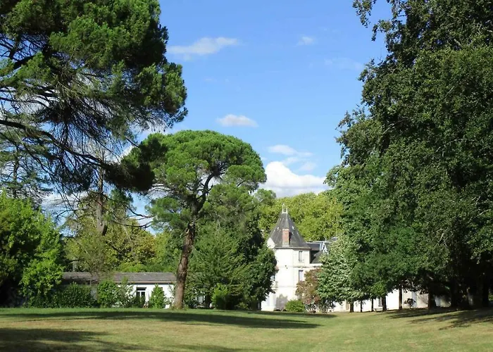Château De Morin 4*